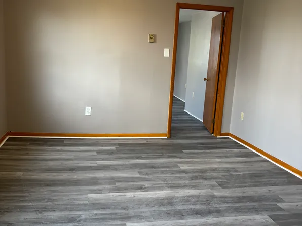 77 Carroll St APT 2, Pittston, PA 18640