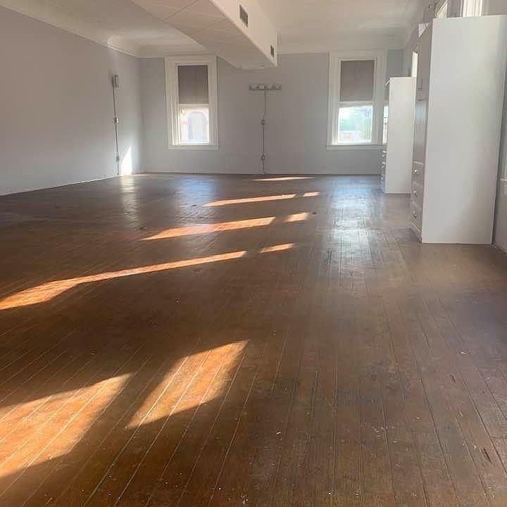 2nd image of 357 Main St
