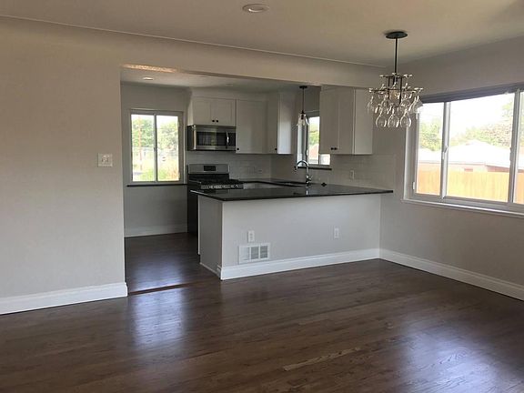 4th image of 2895 Eudora St