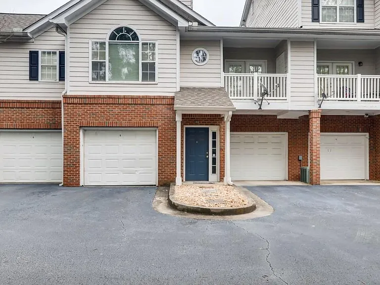 302 Spring Heights Ln SE #302 — Photo 17