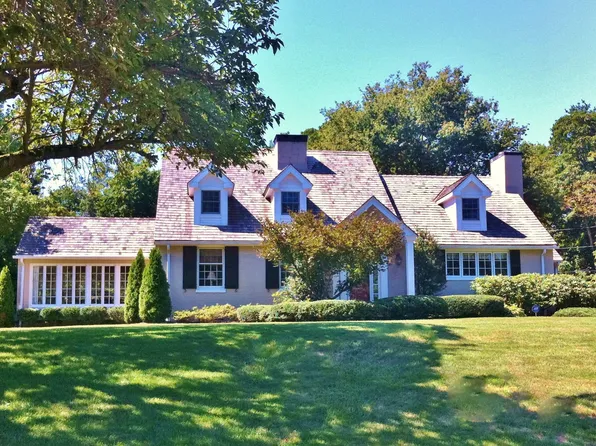 108 Brook Valley Rd, Wilmington, DE 19807