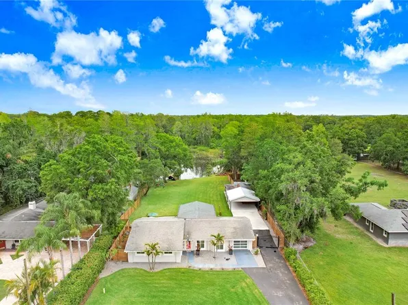 5701 Lakeside Dr, Lutz, FL 33558