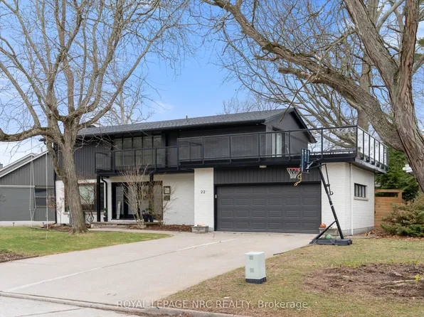 22 Briarfield Cres, Saint Catharines, ON L2T 3T5