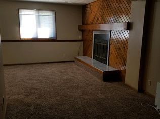 13951 Jennifer Rd, Omaha, NE 68138