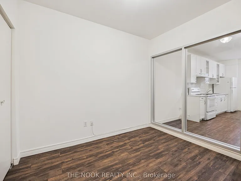 38 Walton St #202 — Photo 9