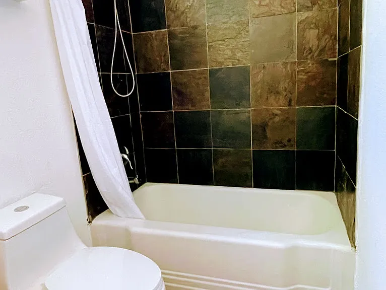3410B Werner Ave — Photo 18