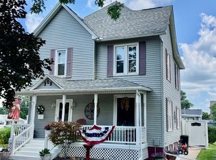 305 N Washington St, Abingdon, IL 61410
