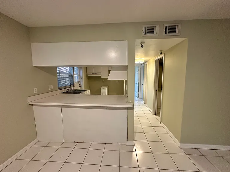 222 Dolphin Point #A — Photo 7