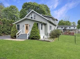 2 Pine St, Mount Olive Twp., NJ 07828