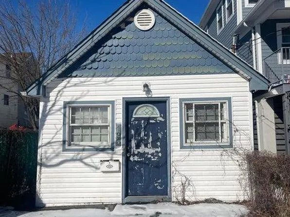 193 Kiswick St, Staten Island, NY 10306