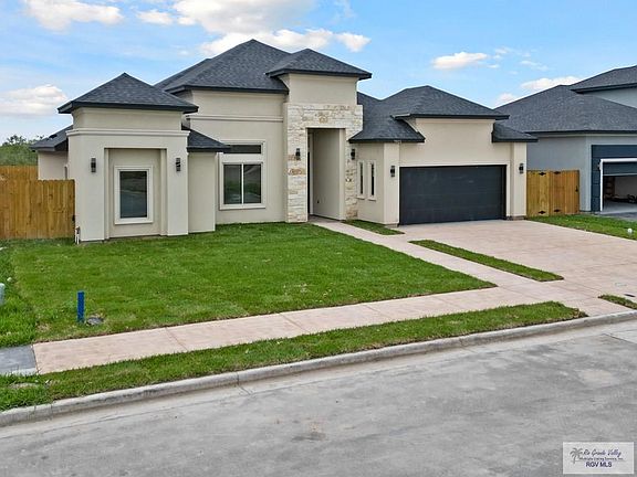 2nd image of 7021 Heliconia Dr