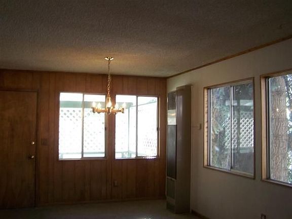 4th image of 31888 Mistletoe Dr