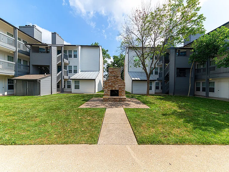Courtyard & Fireplace