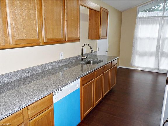2nd image of 538 Abbyshire Dr