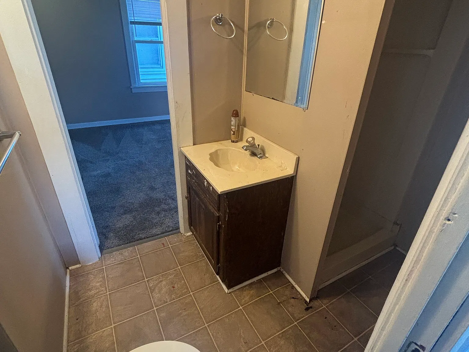 2 bed, $925 — Photo 2