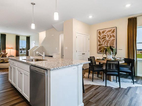 4th image of 414 17th Ave Lot 212