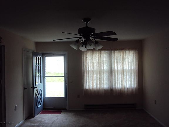 5th image of 91 Norwalk Ave #73