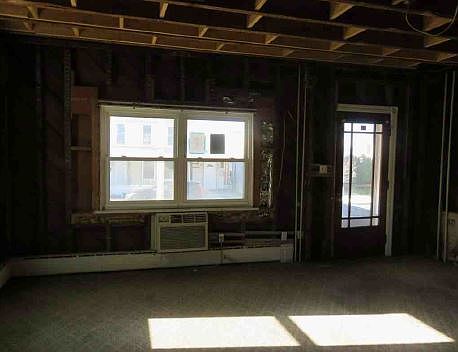 4th image of 813 Washington Ave