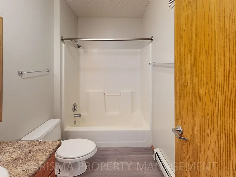 Pheasant View Apartments — Photo 25