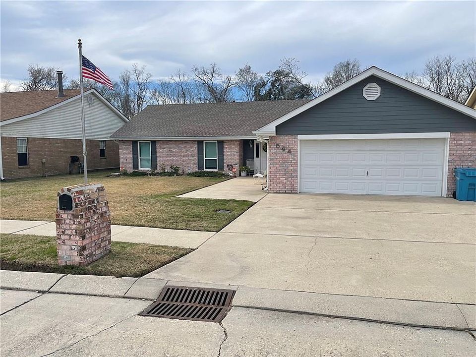 1st image of 544 Longview Dr