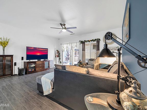 4th image of 26065 W YUKON Drive