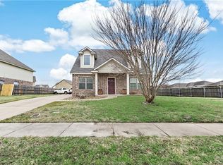 6919 Appomattox Dr, College Station, TX 77845