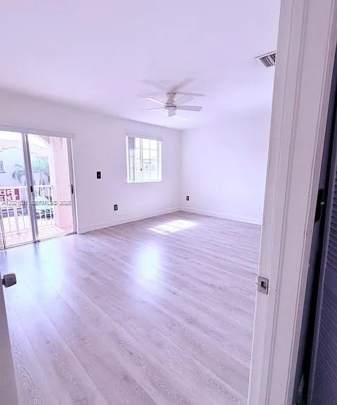 11416 NW 93rd Ct #3 — Photo 1