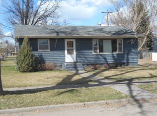 1012 9th St W, Mobridge, SD 57601