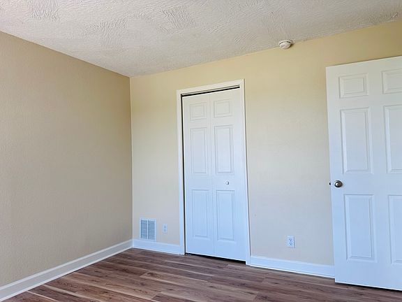 2nd image of 150 Church Rd #12