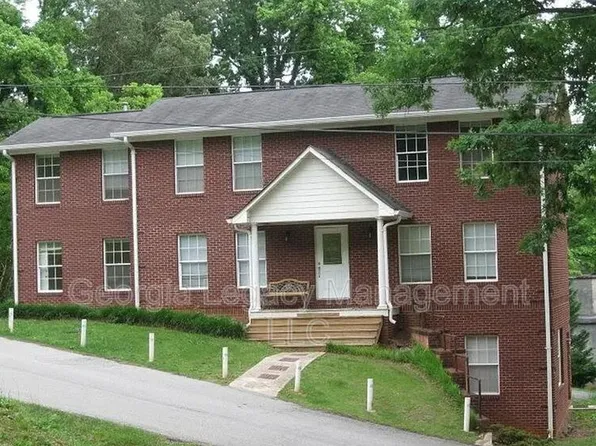 35 Spring St, Royston, GA 30662
