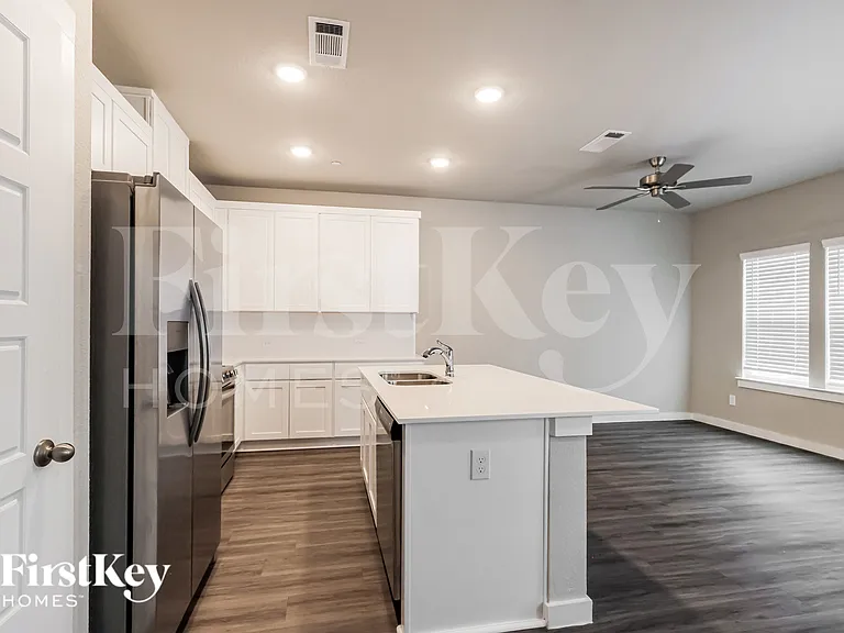 418 S Centro Cir — Photo 7