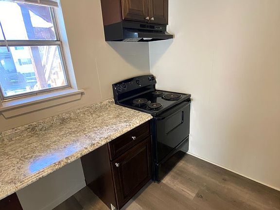 4th image of 2908 Lawnridge Ct APT D