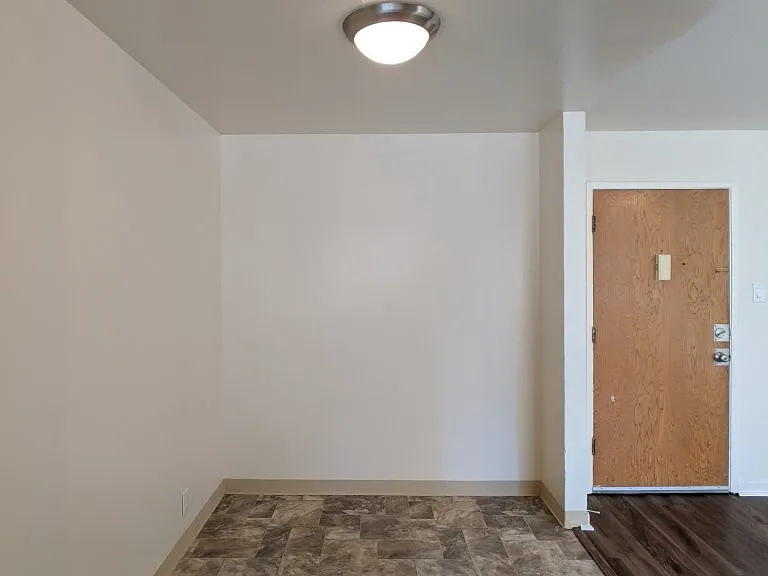 2534 Benvenue Ave — Photo 17
