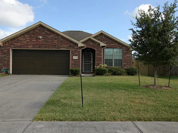 8005 W Red Oak Ln, Texas City, TX 77591