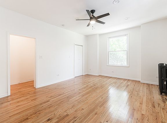 5th image of 1909 W Leland Ave #2
