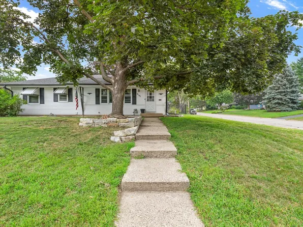 9141 Oliver Ave S, Bloomington, MN 55431