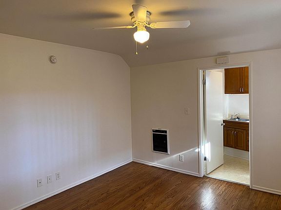 2nd image of 3251 Cardiff Ave #4