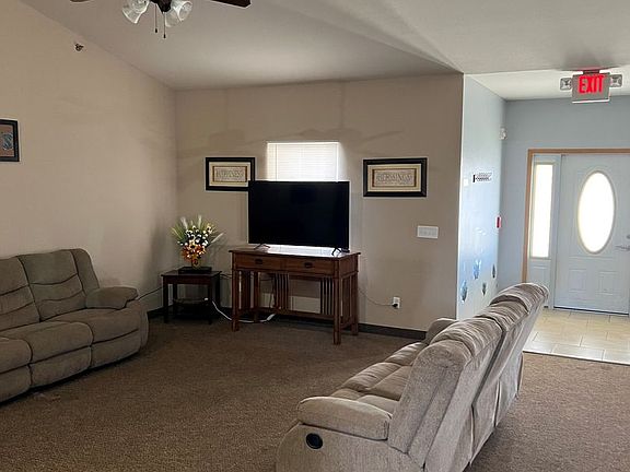 3rd image of 103 E Pulaski Ave #100