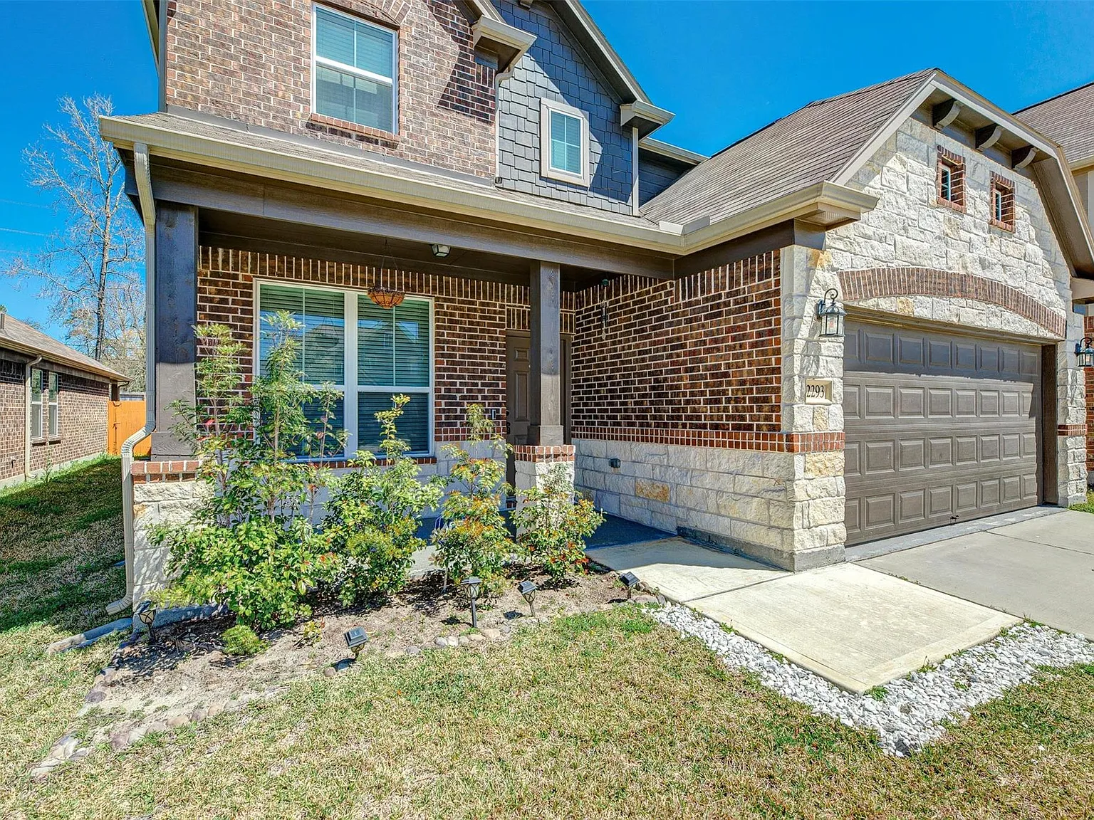 4 bed, 2.5 bath, 2864 sqft, $2,600 — Photo 3
