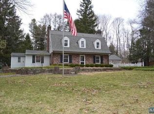 399 Darlington Ave, Ramsey, NJ 07446