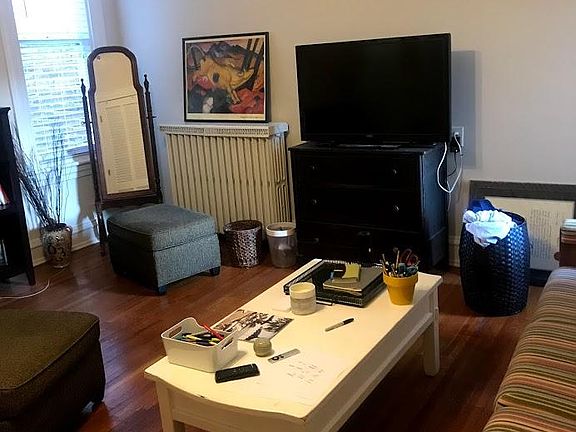 3rd image of 2404 Grove Ave APT 3
