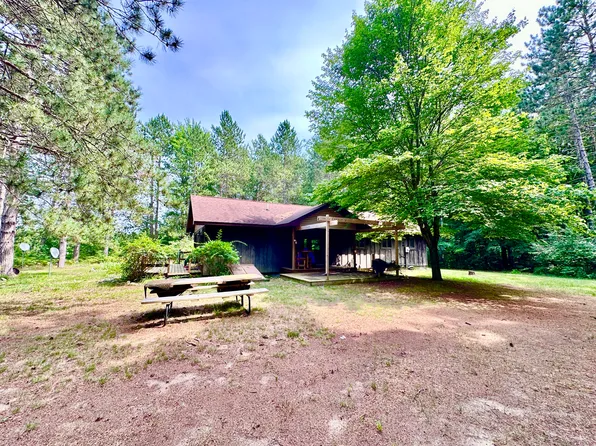 5220 Whitehouse Trl, Gaylord, MI 49735