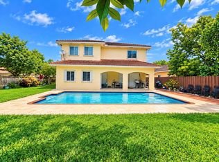 Twin Lake Shores Central, Miami, FL 33186