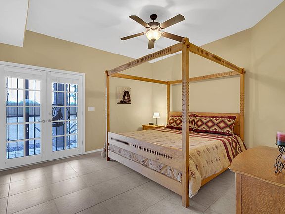 Master Bedroom With King Bed