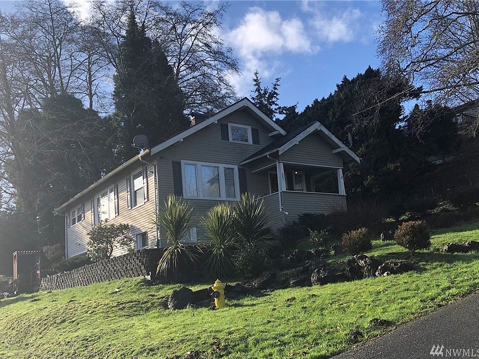 1st image of 623 2nd Ave