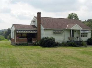122 Fennell Rd, Ford City, PA 16226