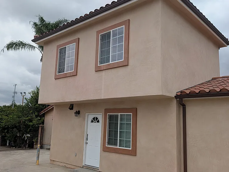 13715 Fellows Ave — Photo 1