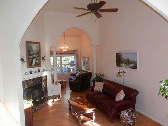4th image of 8737 Golden Rose Dr