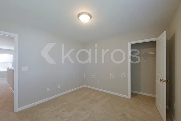 7161 Foggy River Dr — Photo 16