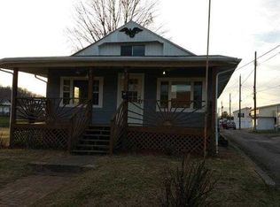 351 38th St, Huntington, WV 25702